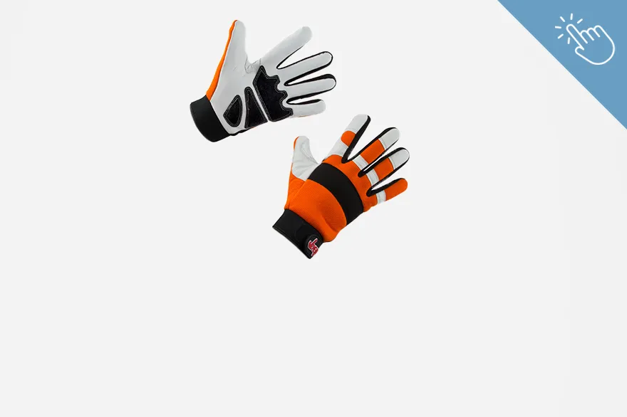 Zwei Paar Gartenhandschuhe in Schwarz, Weiß und Orange liegen nebeneinander, jeweils mit gummierter Innenfläche und elastischem Bund. Das Bild führt zur Übersicht von Gartenhandschuhen.