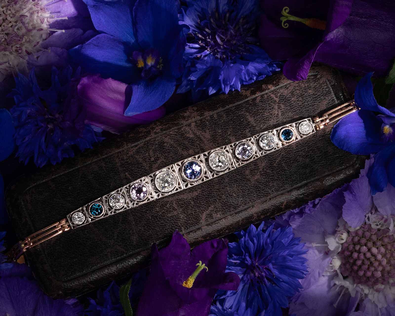 Antique Jewellery Tells Stories
