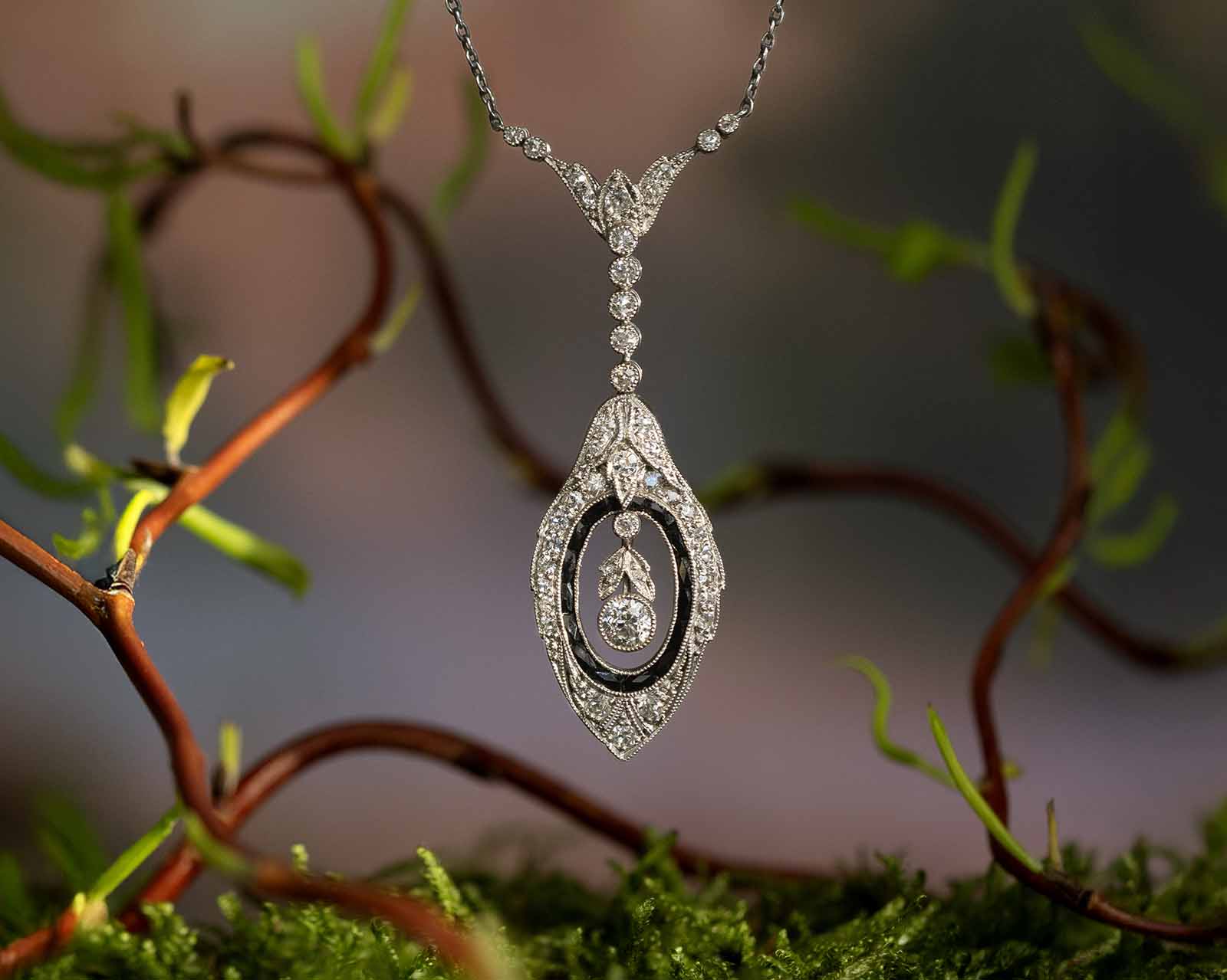 Antiker Schmuck erzählt Geschichten Antiker Schmuck erzählt Geschichten