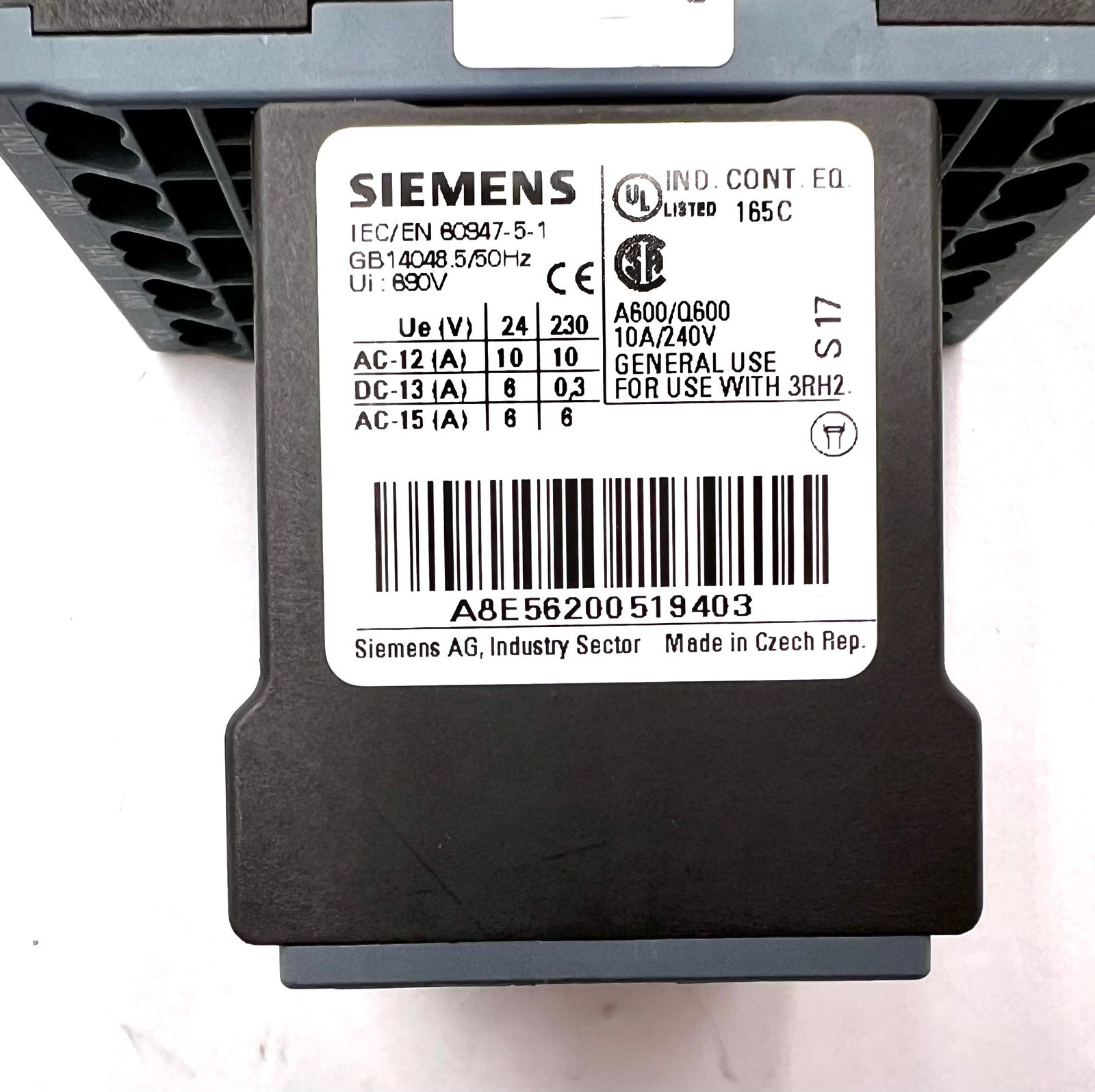 Siemens SIRIUS 3RH2262-2BB40 E:04 24VDC + A8E56200519403 E:02 