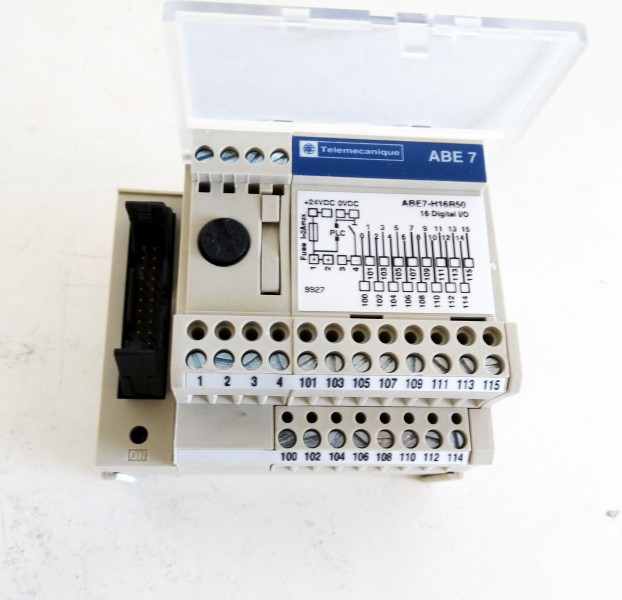 Telemecanique Interface Module ABE 7 H16R50 16 Digital I/O used