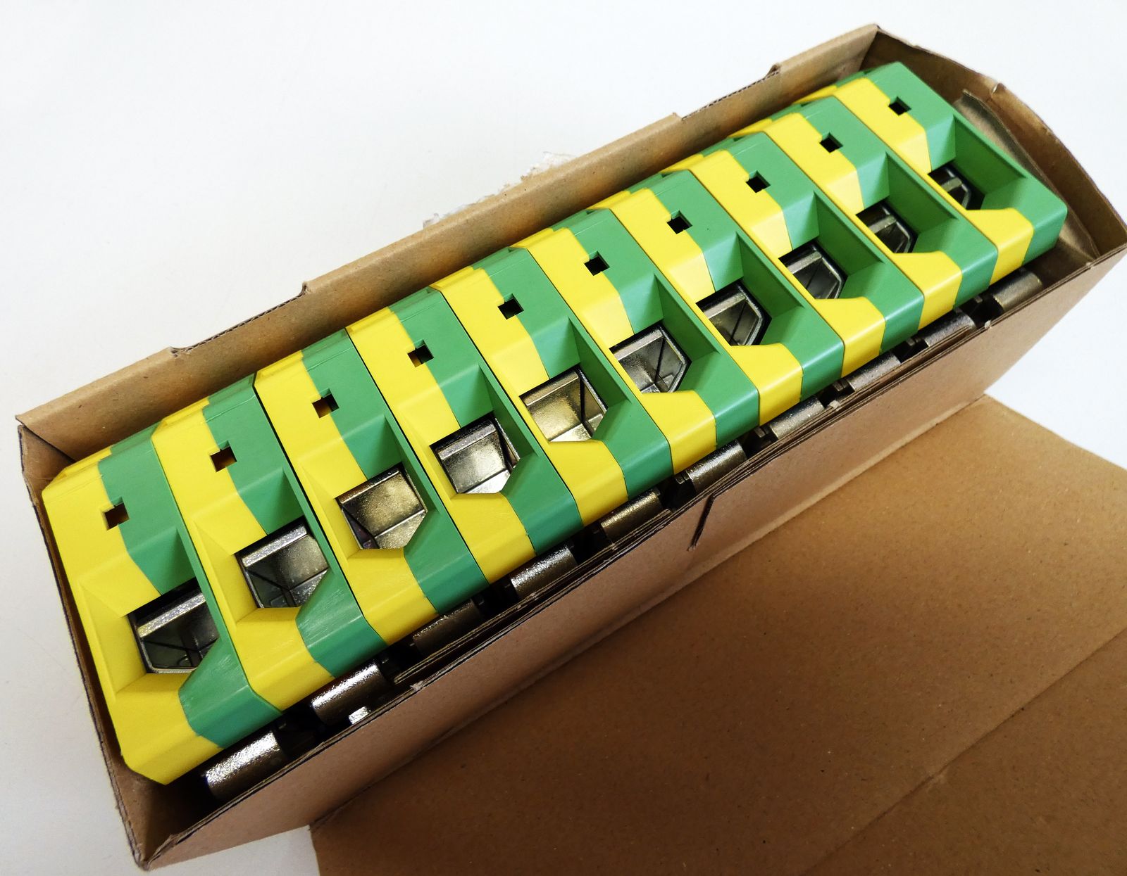 10x Siemens 8WH1000-0CQ07 8WH1 000-0CQ07 Schutzleiterklemme -unused/OVP ...