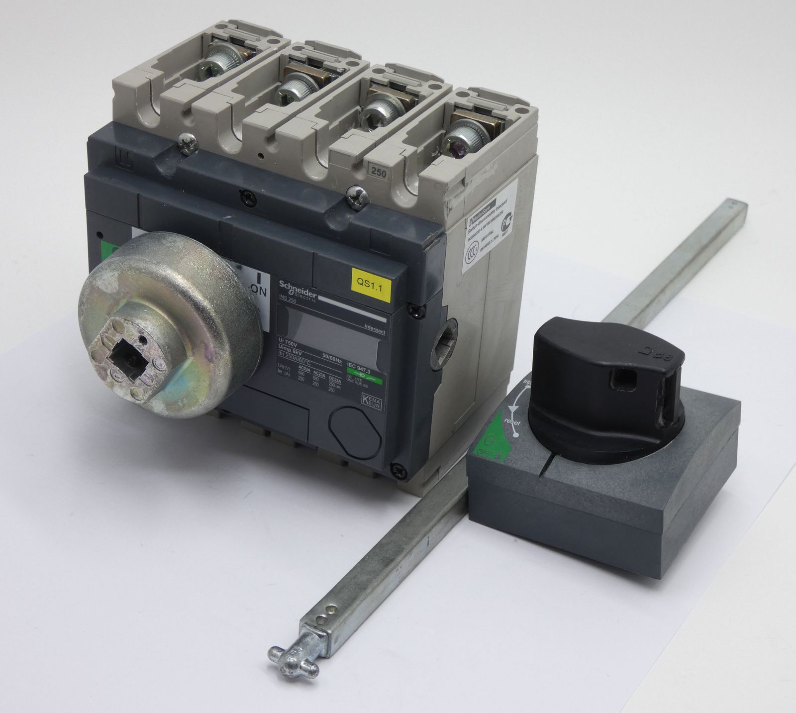 Schneider Electric Interpact iNS 250 Ui 750V 8kV 250A Lasttrennschalter