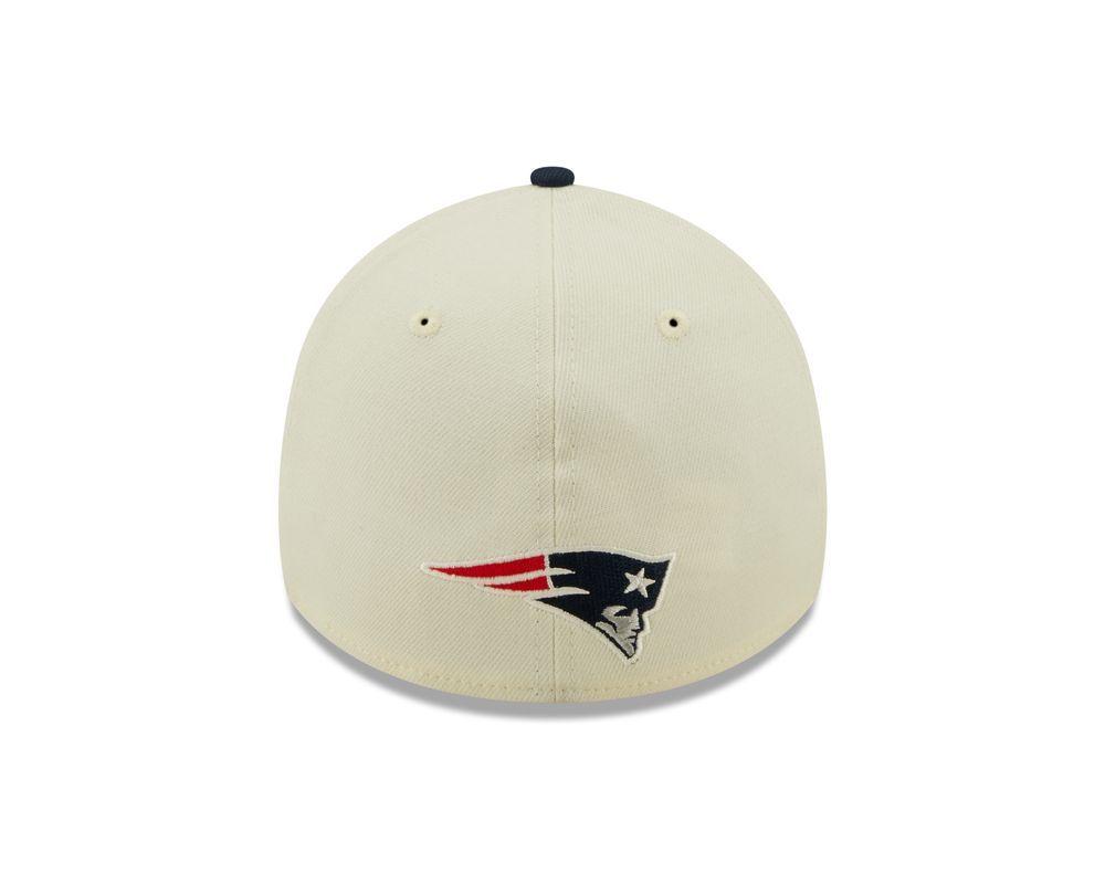 NWT 18' NEW ENGLAND PATRIOTS FLEX FIT CAP HAT NEW ERA 3930 SIDELINE S-M M-L  L-XL