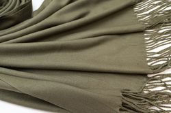 schal-stola-pashmina-unifarben-fransen-ws102-innen5.jpg schal-stola-pashmina-unifarben-fransen-ws102-innen5.jpg