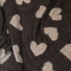 schal-dreiecksschal-herz-ws109-innen3-braun.jpg schal-dreiecksschal-herz-ws109-innen3-braun.jpg