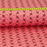 Trachtenstoff - Baumwollsatin Dirndl Design "Lene" Cremeweiß auf Hellem Koralle