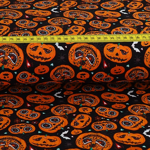 Baumwolle HALLOWEEN Pumpkins auf Schwarz