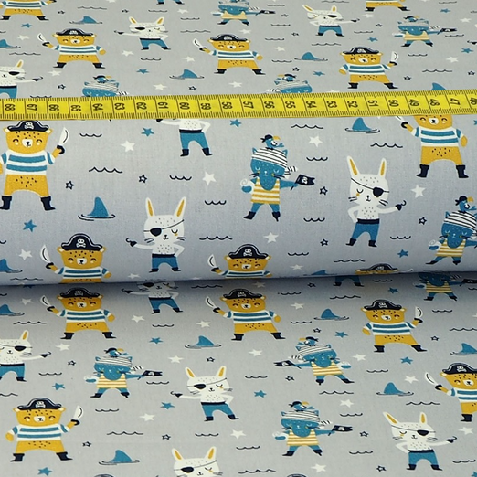 Baumwolle Piratentiere auf Hellgrau Baumwolle Piratentiere auf Hellgrau