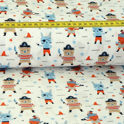 Baumwolle Piratentiere auf Cremeweiß Baumwolle Piratentiere auf Cremeweiß