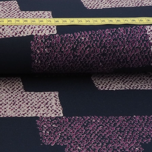 Viskose Jersey Retro Geo Fuchsia auf Dunkelblau Viskose Jersey Retro Geo Fuchsia auf Dunkelblau