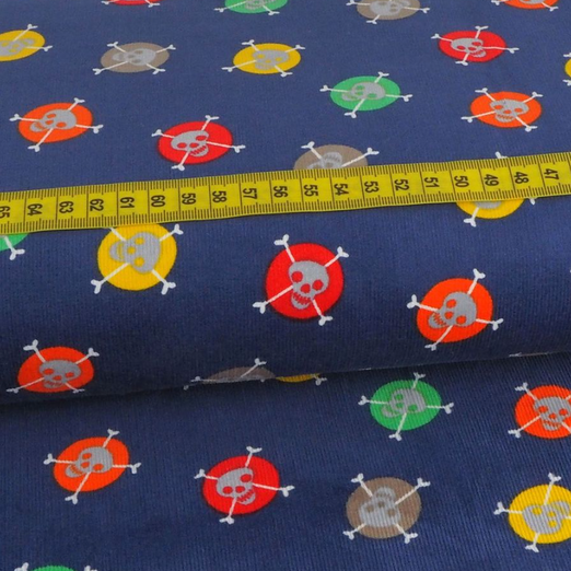 Feincord Skulls auf Dunkelblau