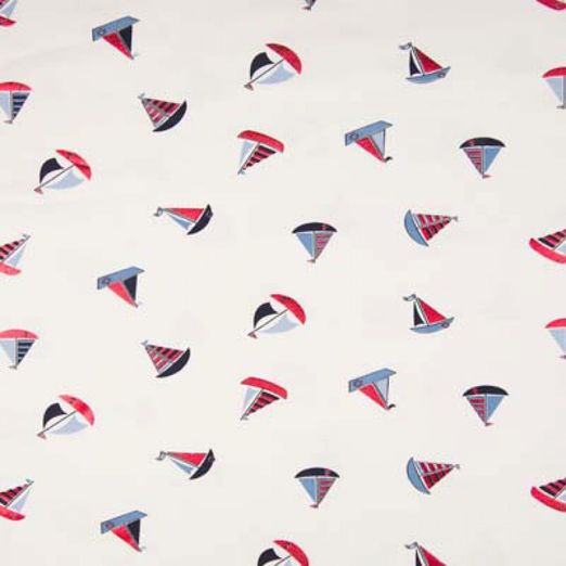 Jersey FOLIENDRUCK Sailing auf Cremeweiß Jersey FOLIENDRUCK Sailing auf Cremeweiß