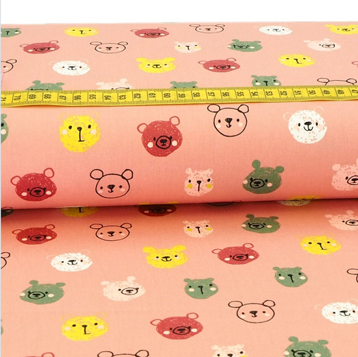 Baumwolle Süße Tierköpfe auf Altrosa Baumwolle Süße Tierköpfe auf Altrosa