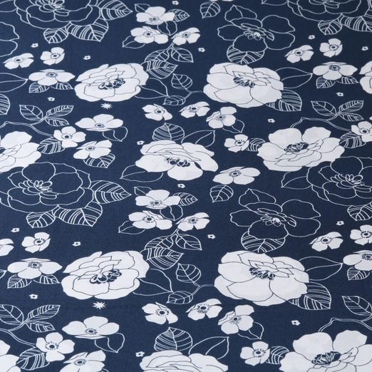 Bekleidungsstoff Rosenblüten auf Blau