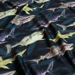 Tissu sport et maillot de bain – impression numérique Requins noir UPF50 recyclé