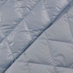 Quiltad jacka tyg - diamanter folierade ljusblå quiltad