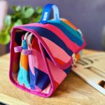 Tissu d'extérieur Hugo & Hilda - Rayures diagonales Multicolore-5