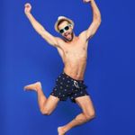 Tissu short de bain recyclé - Bananes Bleu marine foncé-1