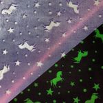 Wellness Fleece - Glow in the Dark Pferde Lila-1