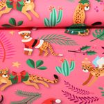 Orgaaninen hikipusero - HHL Digitaalinen painatus Wild XMAS 2025 Leo Vaaleanpunainen