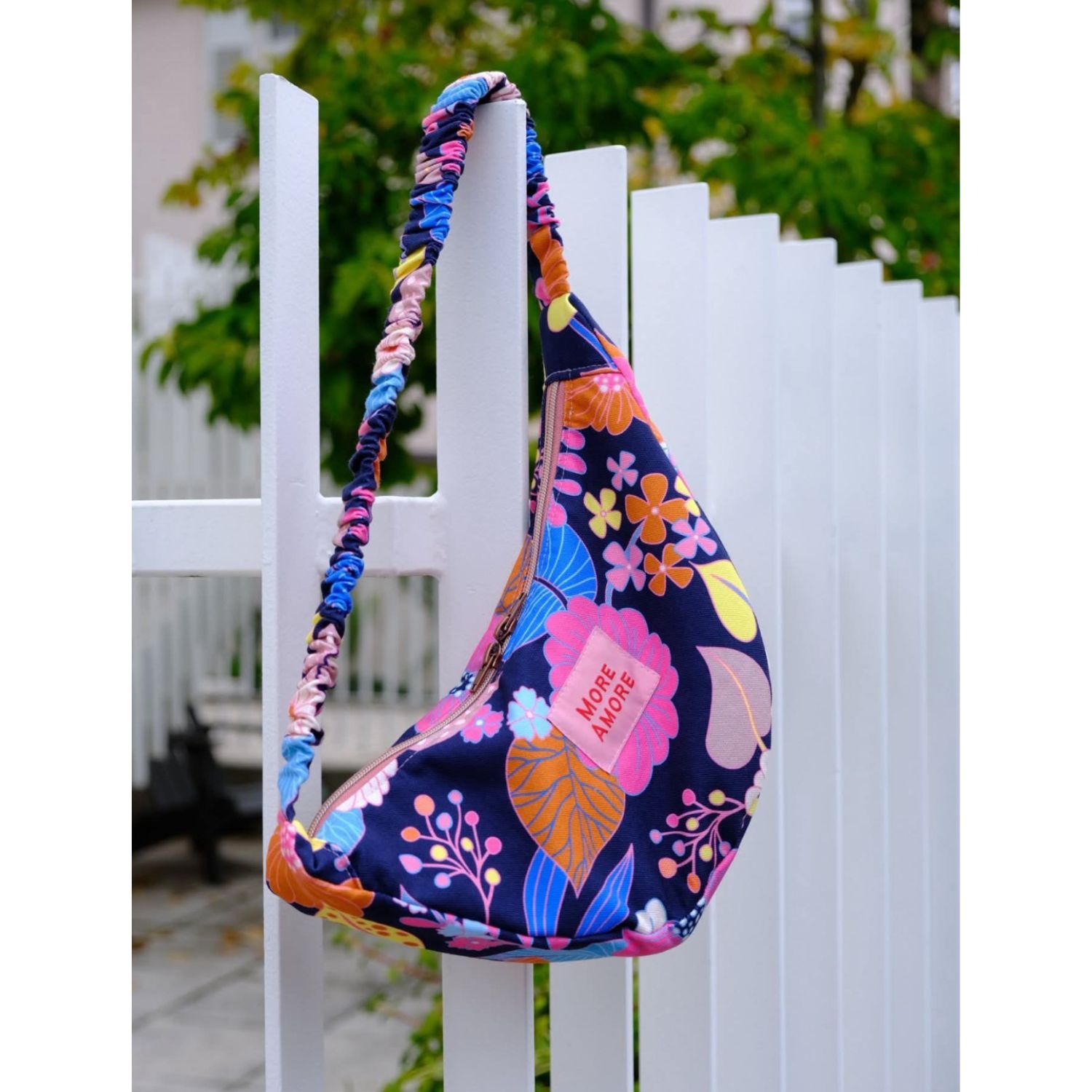 Toile canevas bio - Hamburger Liebe Gleam Bloomorama Bleu marine-2 Toile canevas bio - Hamburger Liebe Gleam Bloomorama Bleu marine-2