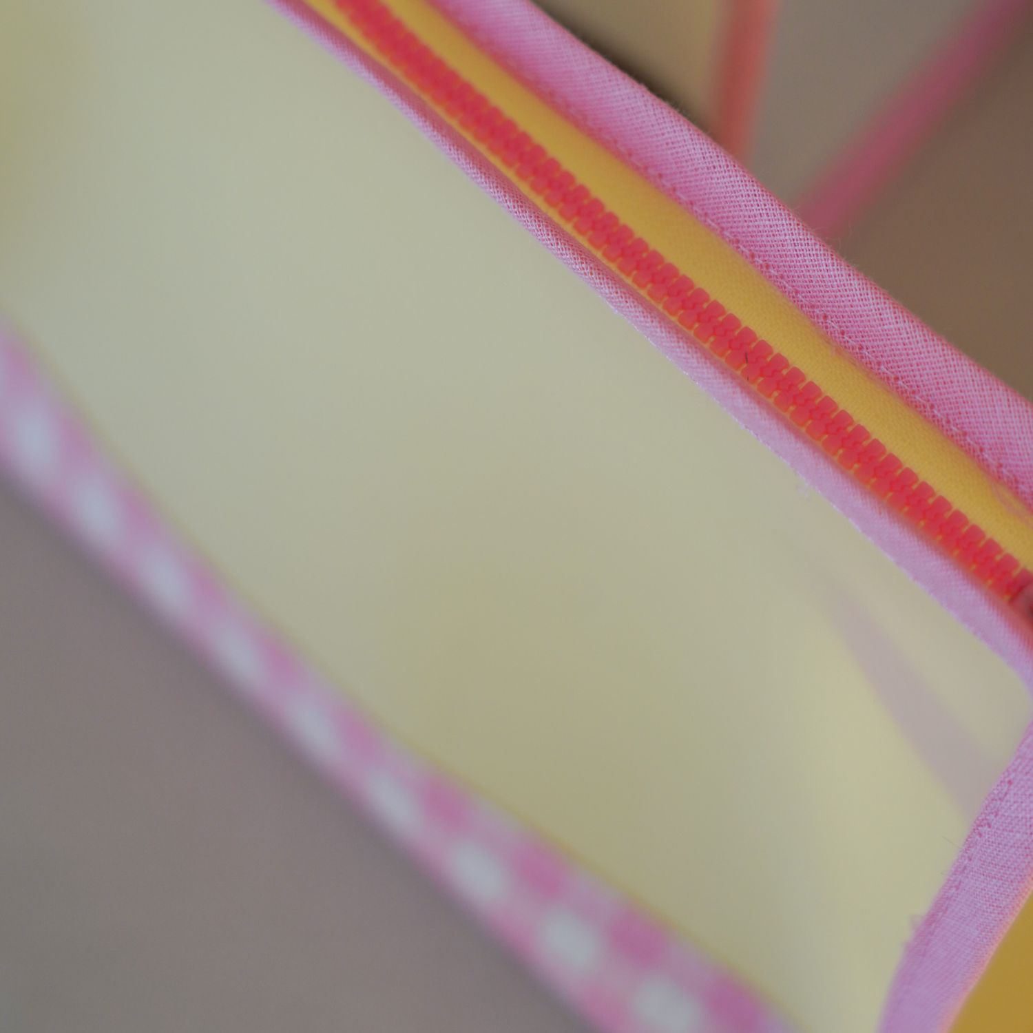 Trousse à maquillage Vinyle Jelly avec tuto *Sac Star*-2 Trousse à maquillage Vinyle Jelly avec tuto *Sac Star*-2