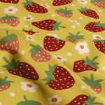 Popelín de algodón - fresas amarillo rojo Popelín de algodón - fresas amarillo rojo