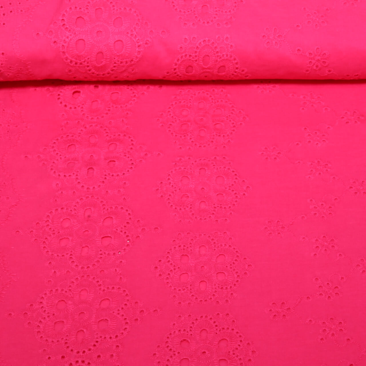 Baumwoll-Webware - Beach Kollektion Lochstickerei mit Bogenkante Fuchsia-0 Baumwoll-Webware - Beach Kollektion Lochstickerei mit Bogenkante Fuchsia-0