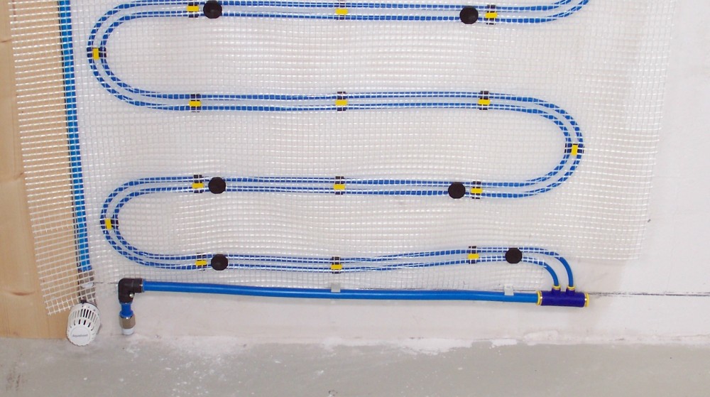 Jollytherm 8mm Doppelrohr-Verteiler Für Warmwasser-Fußbodenheizung – 2-fach, Messing Jollytherm 8mm Doppelrohr-Verteiler Für Warmwasser-Fußbodenheizung – 2-fach, Messing