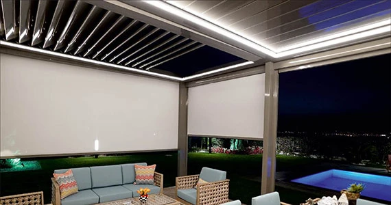 LED Beleuchtung der Weide Infinity Pergola bei Nacht