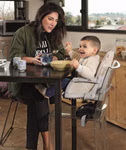 cam-kinder-sitzerhoehung-idea-baby-mit-mutter-essen-zusammen.jpg