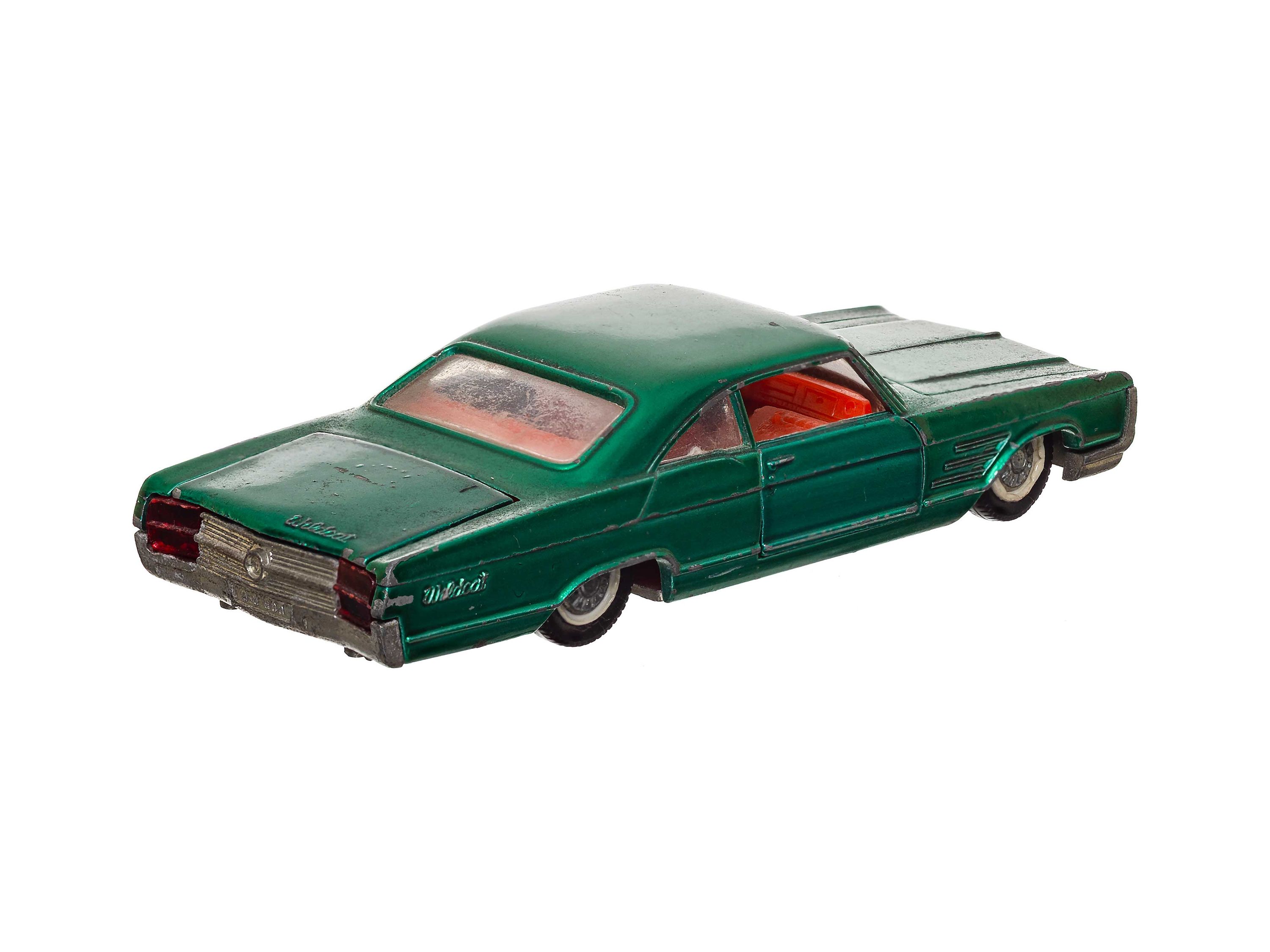 激レア　BUICK 2 POST LIFT 1:18スケール 限定版 Siku V255 Buick Wildcat Sport Coupe - 1789 | eBay.de