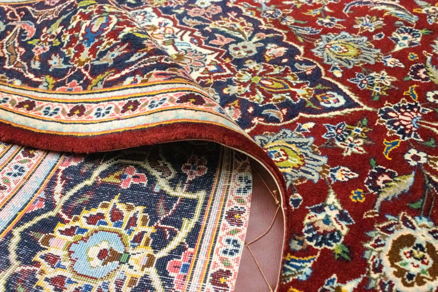 Perský koberec - Keshan - 218 x 147 cm - červená
