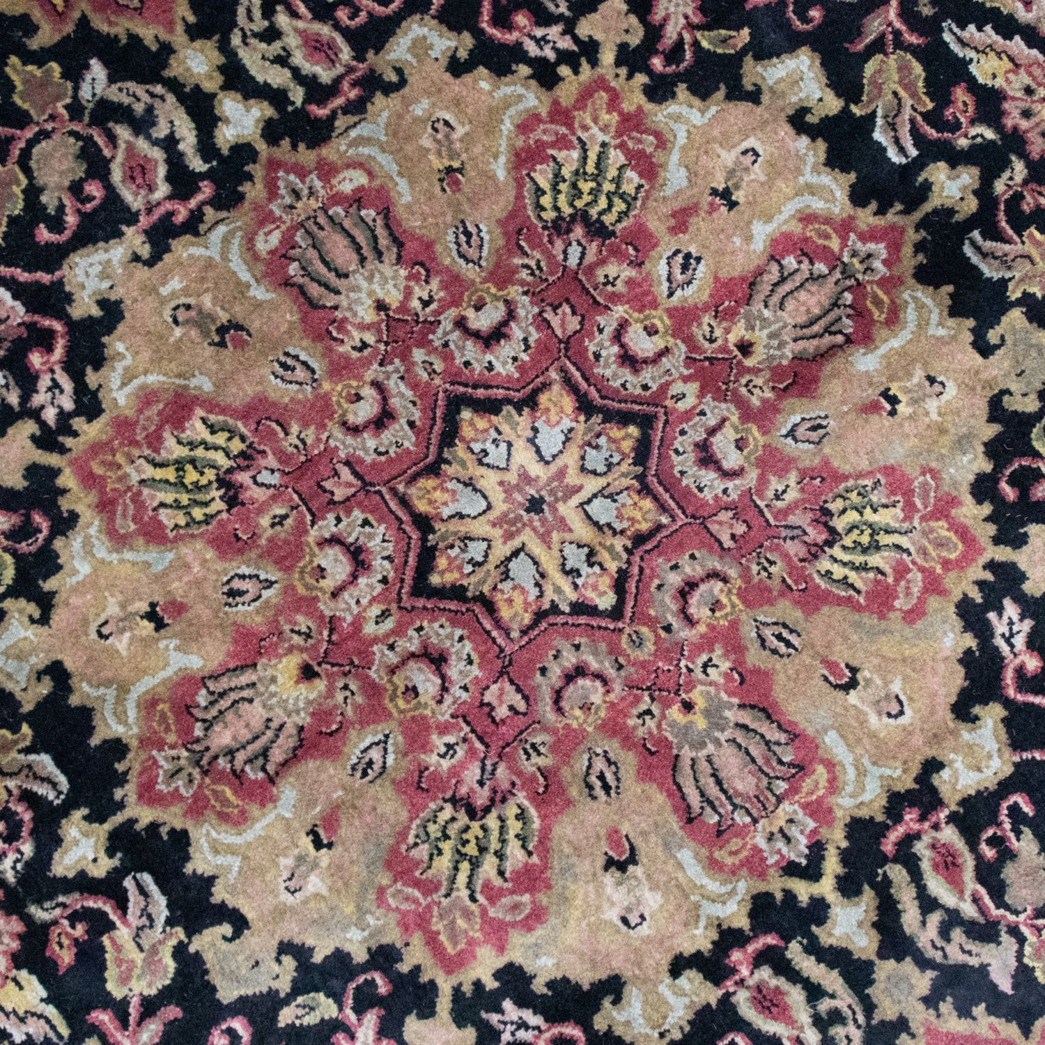 Oriental Carpet - Sarai - runt