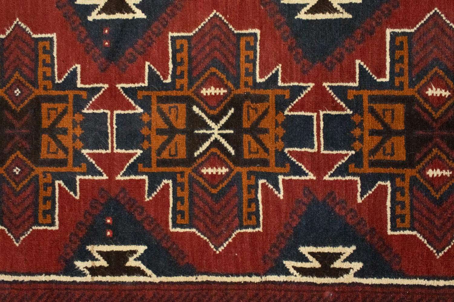 Balutsj-teppe - 134 x 80 cm - rød