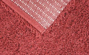 High-Pile Rug - 165 x 121 cm - red