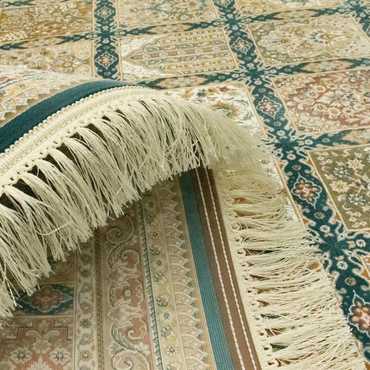 Oriental Rug - Mahsoom