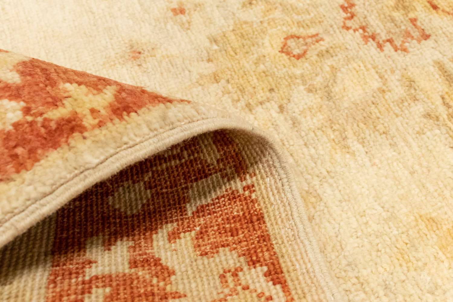 Ziegler Carpet - 138 x 70 cm - beige