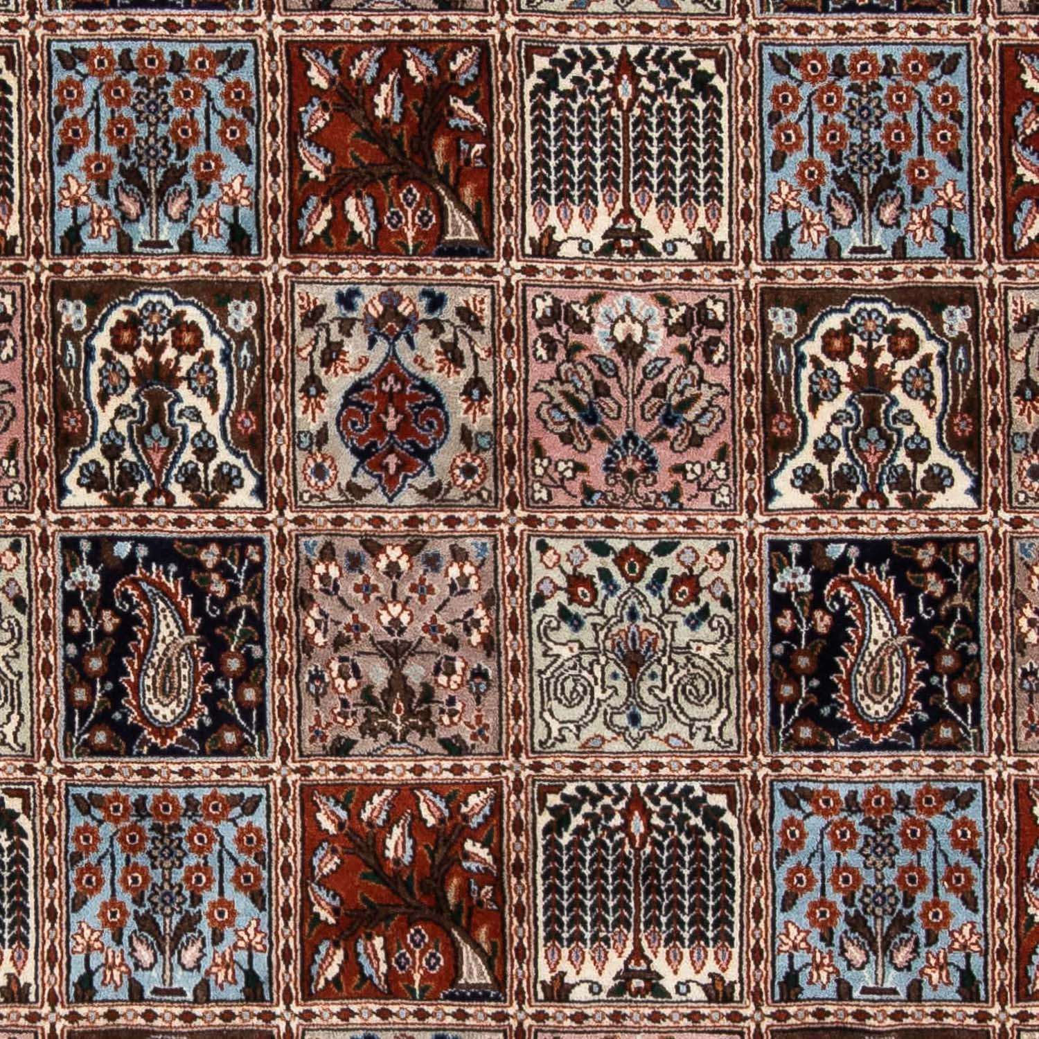 Persisk teppe - klassisk - 240 x 178 cm - flerfarget