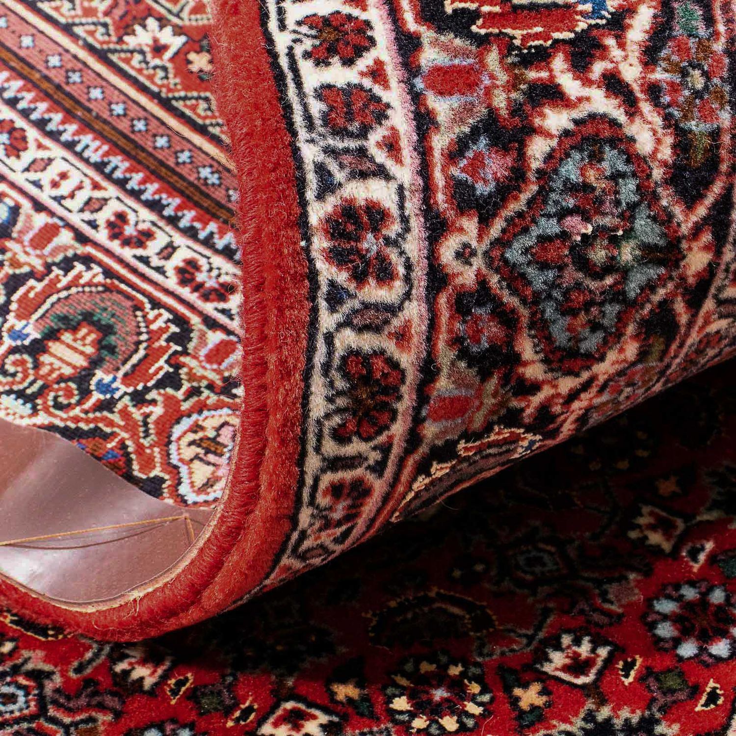 Persisk matta - Bijar - 173 x 112 cm - röd