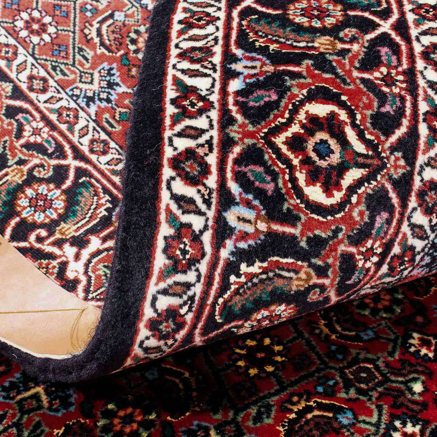 Alfombra persa - Bidjar - 175 x 109 cm - rojo oscuro