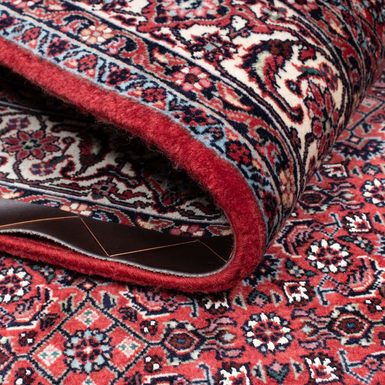 Persisk tæppe - Bijar - 207 x 132 cm - lysrød