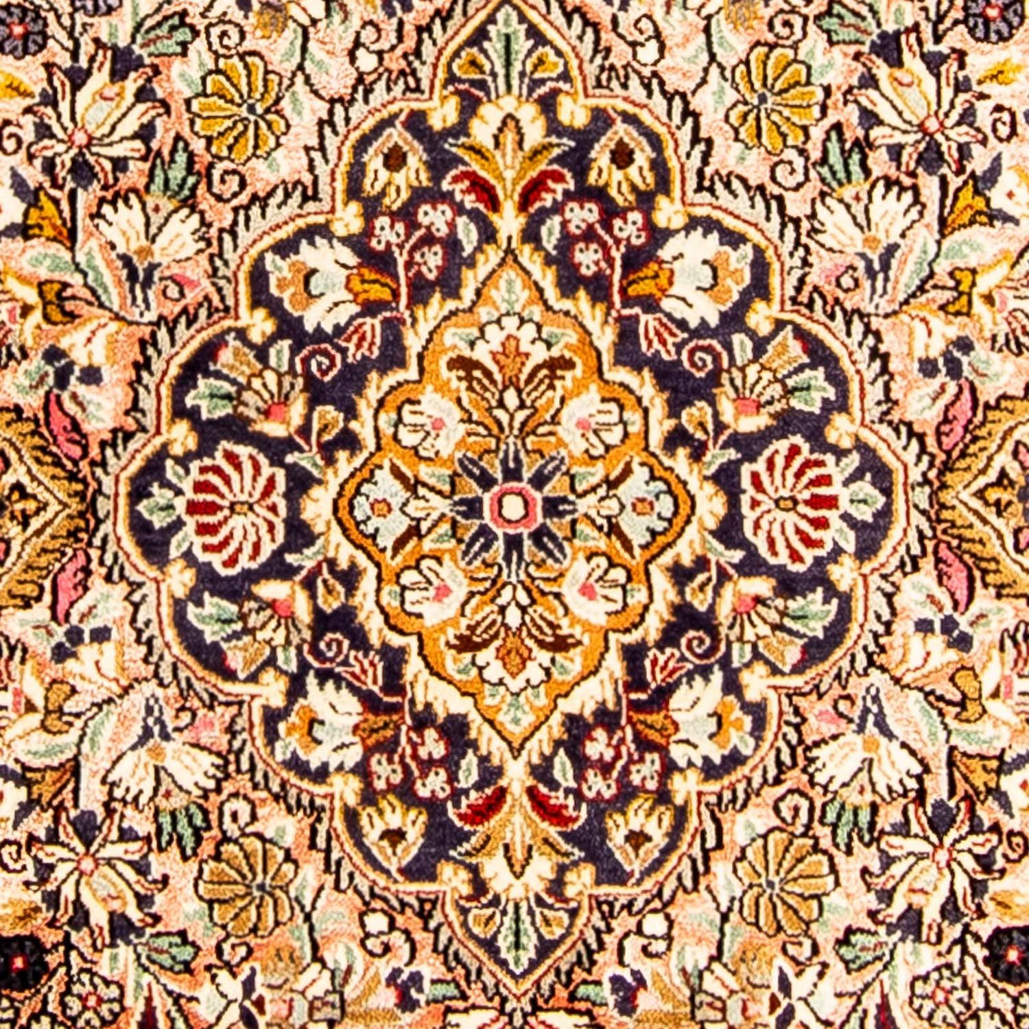 Persisk teppe - Ghom - 206 x 142 cm - beige