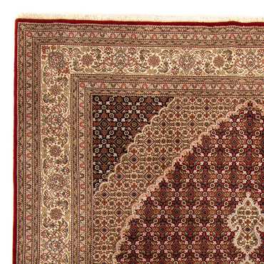 Oriental Rug - Tabriz - 296 x 200 cm - dark red