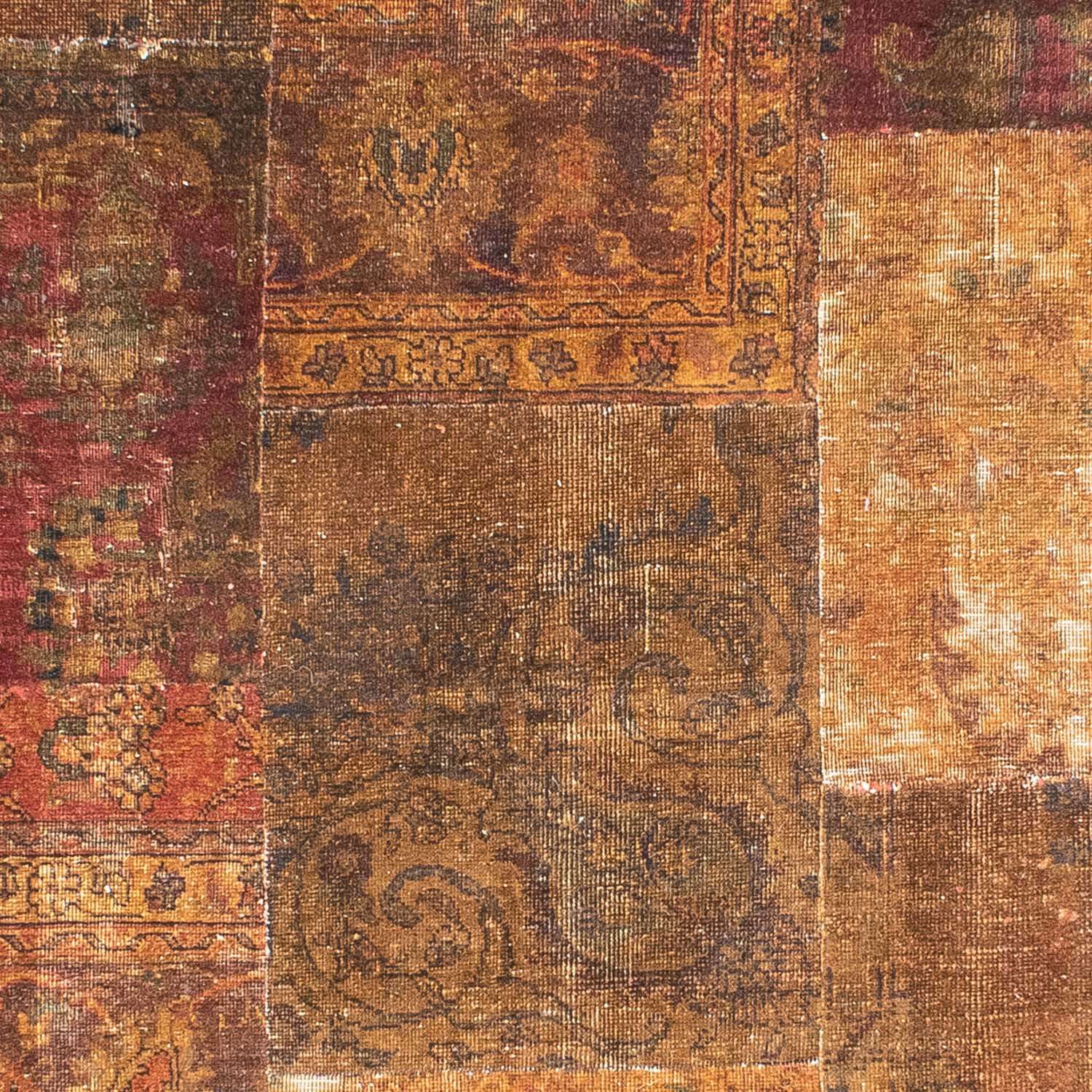 Patchwork Teppich 296 x 246 cm