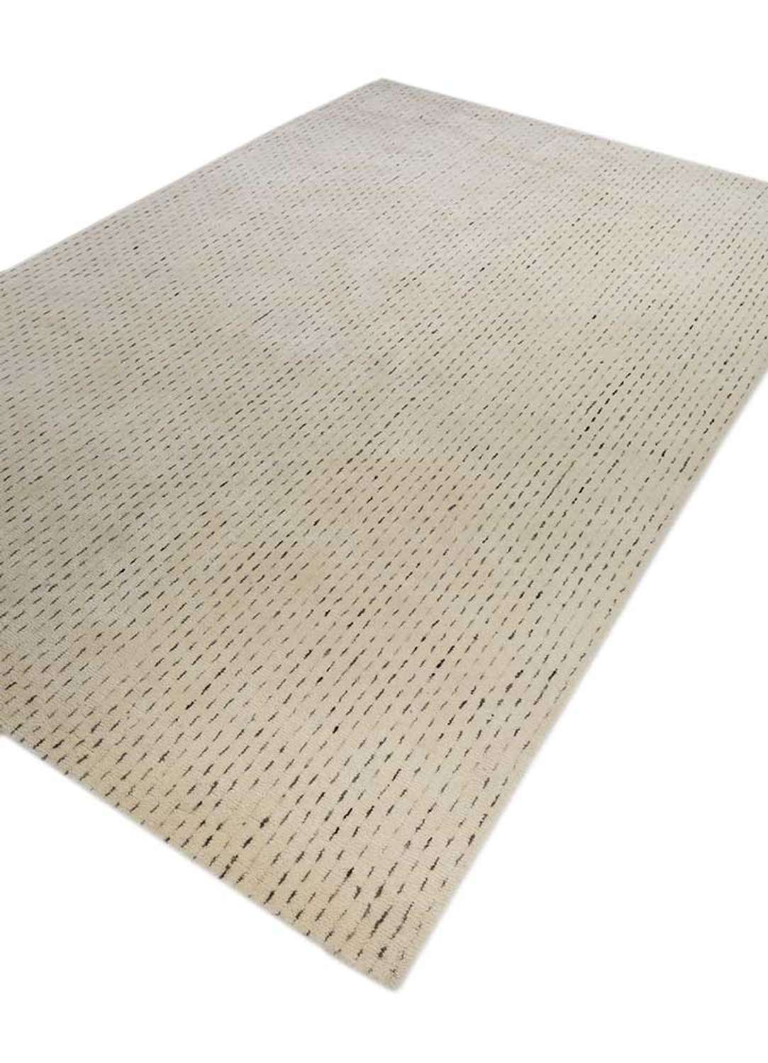 Wool Rug - 270 x 180 cm - cream