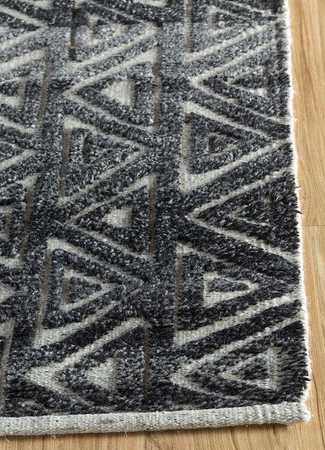 Wool Rug - 180 x 120 cm - black