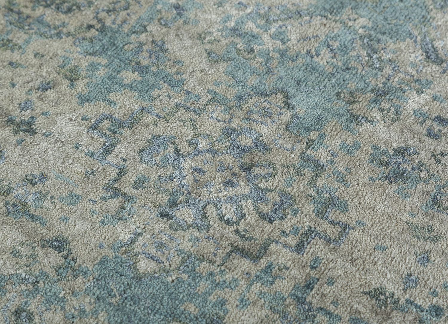 Wool Rug - 240 x 170 cm - mint green