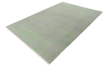 Designer Rug - 259 x 183 cm - light green